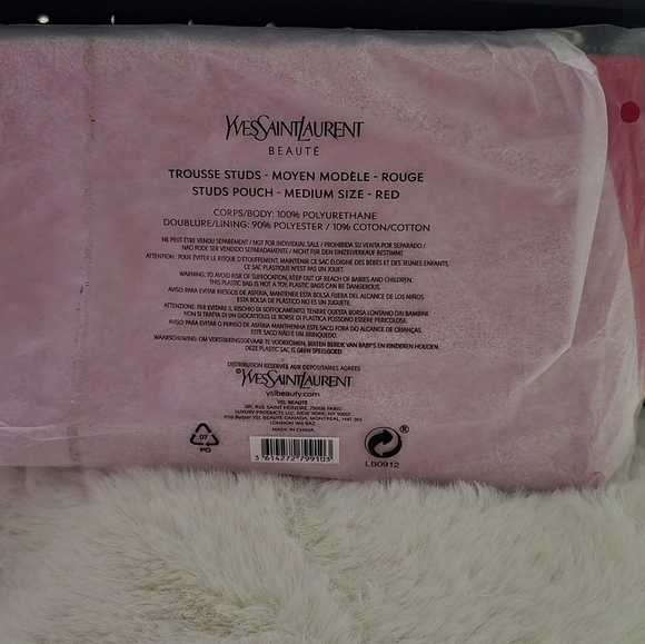 Yves Saint Laurent Cosmetic Bag - Picture 10 of 10